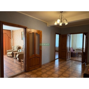 Продается 2-к квартира в кирпичном доме